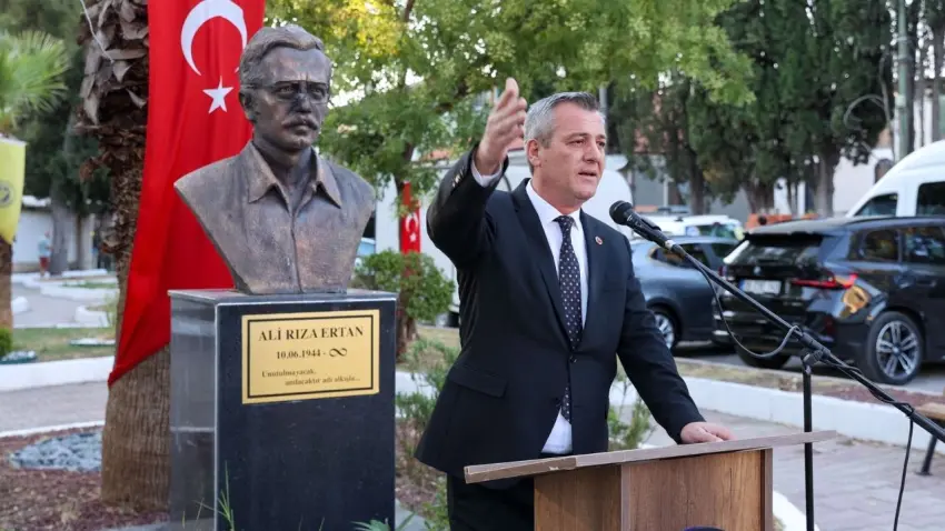 &Ccedil;etin Dur