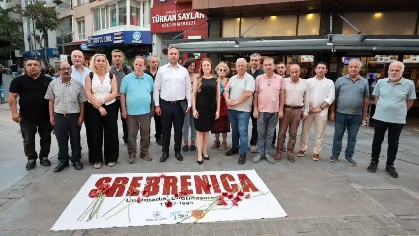 Srebrenitsa Katliamı'nın kaybedilen canlar 31. yılında Konak’ta anıldı haberinin görseli