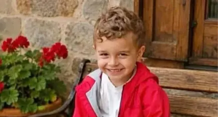 Tatilde havuza düşen 4 yaşındaki çocuk hayatını kaybetti