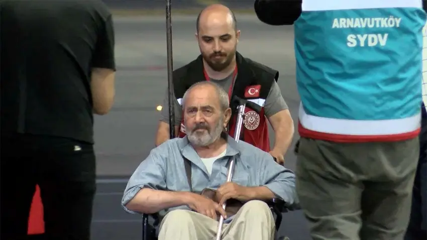 40 yıl sonra vatanına döndü! Mekke'de mahsur kalan Ali Baybaş Türkiye'ye getirildi haberinin görseli