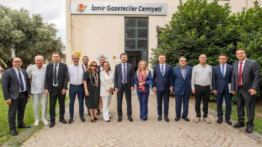 BİK Genel Müdürü Abdulkadir Çay'dan İzmir Gazeteciler Cemiyeti'ne ziyaret haberinin görseli
