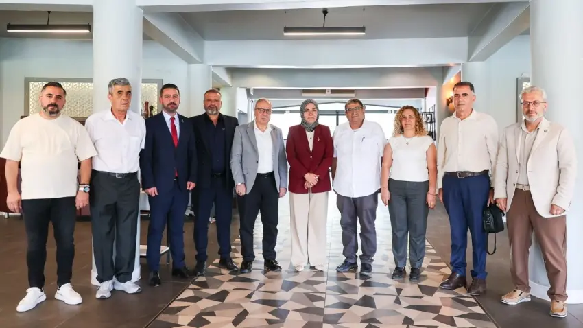 Buca’da siyaset üstü adım: Başkan Vekili Benzer’den birlik mesajı haberinin görseli