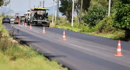 Büyükşehir, Efes Selçuk’un yollarını yeniliyor