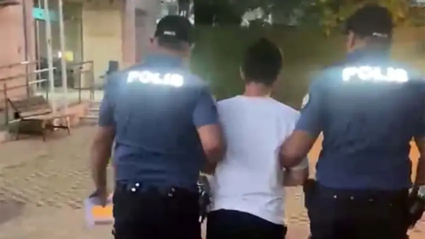 İzmir'de 27 yıl hapis cezasıyla aranan firari yakalandı haberinin görseli
