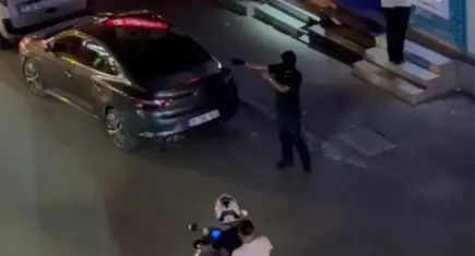 İzmir'de iş yerine silahlı saldırıda bulunan şüpheli yakalandı