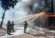 Karabağlar'da mobilya mağazası yandı