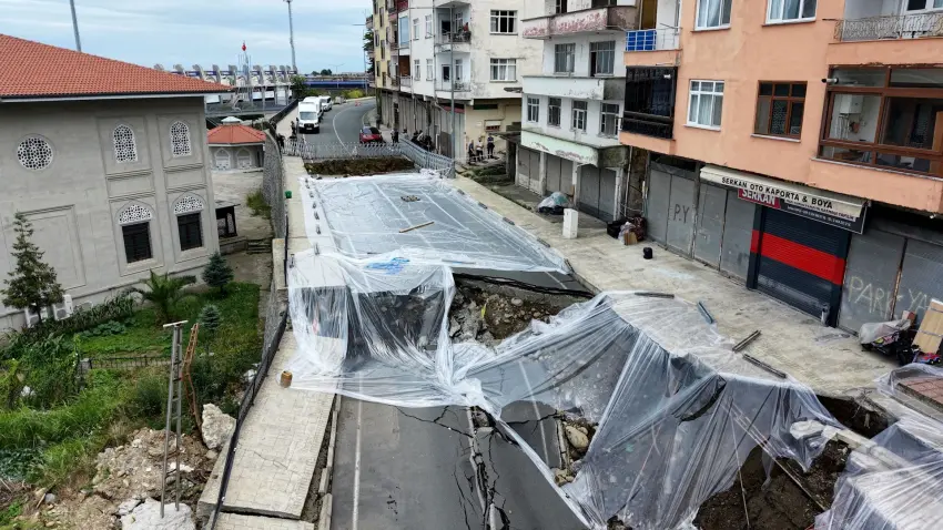 Rize’de çöken yolda önlemler artırıldı haberinin görseli
