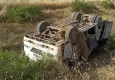 Tarım işçilerini taşıyan minibüs devrildi: 6'sı çocuk 16 kişi yaralandı