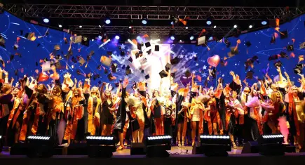 1200 gençten yeni hayata ilk adım