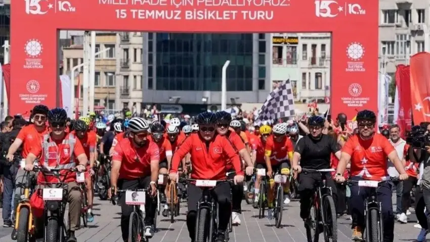 15 Temmuz Bisiklet Turu, İstanbul'da gerçekleştirildi haberinin görseli