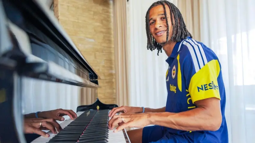 Aké: Fenerbahçe'nin yer aldığı her kulvarda kazanmak istiyoruzd haberinin görseli