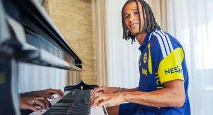 Aké: Fenerbahçe'nin yer aldığı her kulvarda kazanmak istiyoruzd