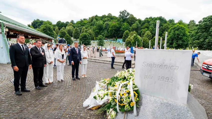 Başkan Tugay, Srebrenica Katliamı'nın 31. yıl dönümü anmasına katıldı haberinin görseli