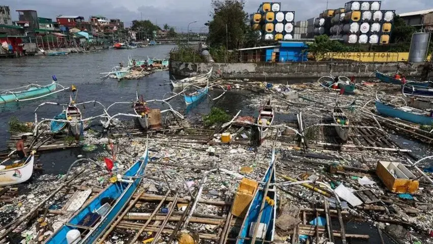 Filipinler'de tayfun ve muson felaketi: Can kaybı 17'ye yükseldi haberinin görseli