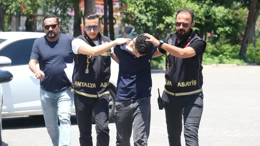 "İçine şeytan girdi" diyerek iki ablasını boğmaya çalışan şüpheli tutuklandı haberinin görseli