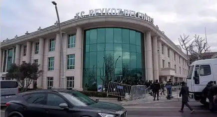 Beykoz Belediyesi'ne yönelik 'ihaleye fesat' davasında Uğur İnci tahliye edildi