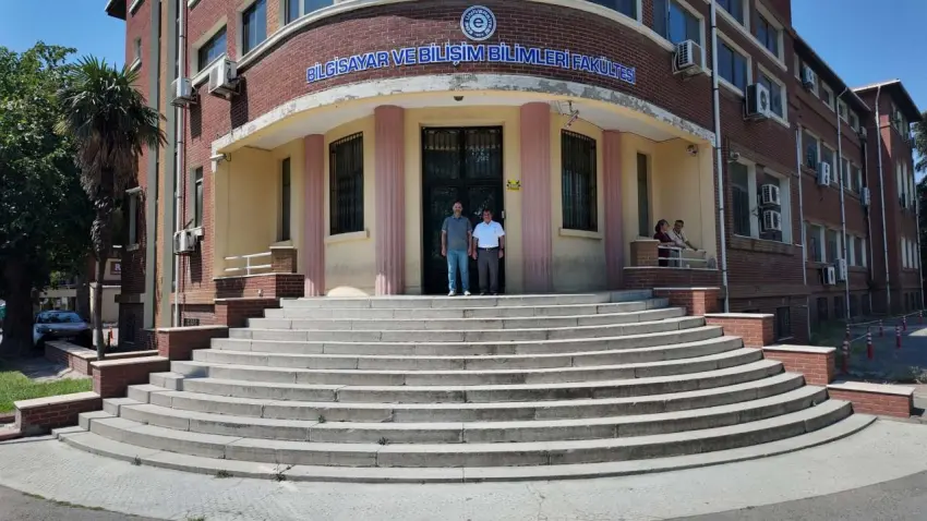 Ege Üniversitesi’nde geleceğin bilişim uzmanları yetişiyor haberinin görseli