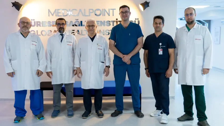 İEÜ Medical Point Hastanesi’nde kemosatürasyonda uluslararası deneyim haberinin görseli
