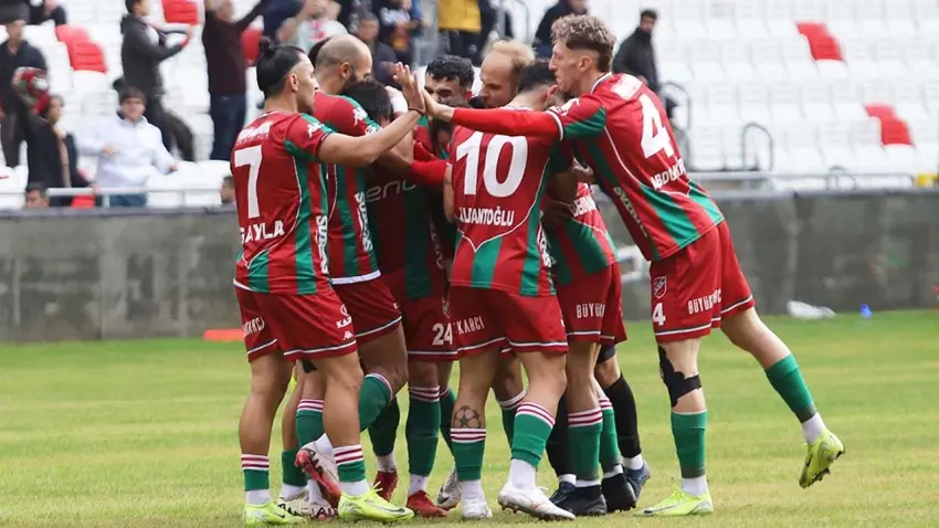 Karşıyaka'da transfer yasağını kaldırma mesaisi sürüyor haberinin görseli