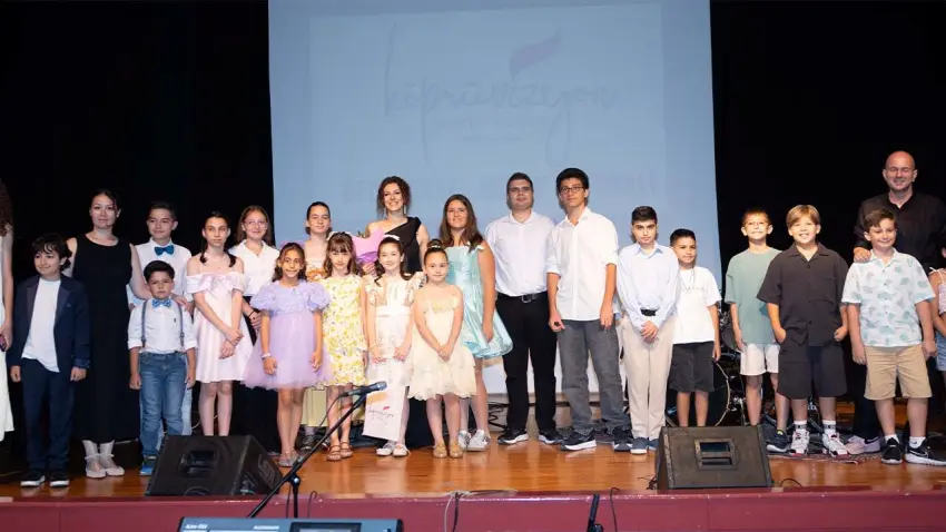 Köprüvizyon’da 28 yıllık müzik serüveni sahneye taşındı haberinin görseli