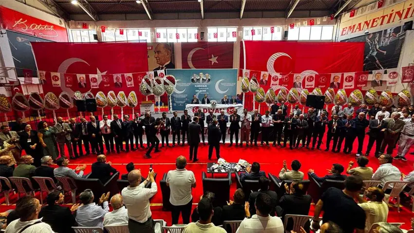 MHP İzmir’de 24 ilçe kongresini tamamladı haberinin görseli
