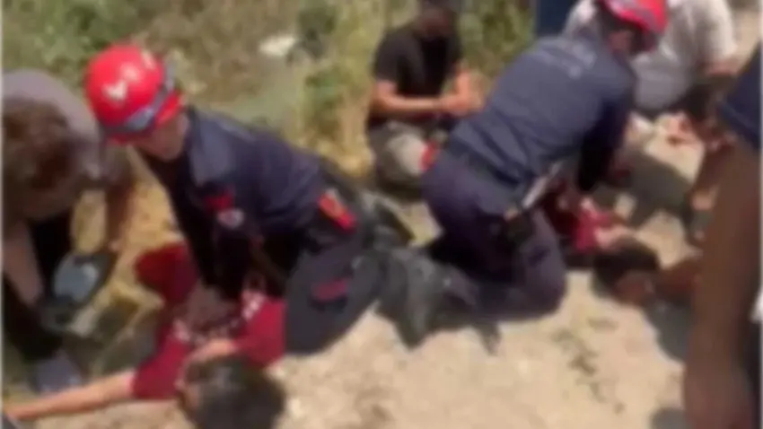 Zamana karşı yarış: Duran kalpleri ekiplerin müdahalesiyle yeniden çalıştırıldı haberinin görseli