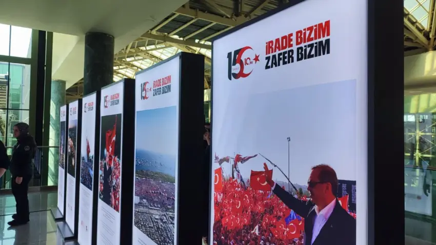 15 Temmuz sergisi Adnan Menderes Havalimanı'nda kapılarını açtı