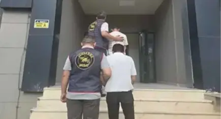 2 milyon TL'lik ziynet eşyasını aldılar! JASAT yakaladı, mahkeme serbest bıraktı