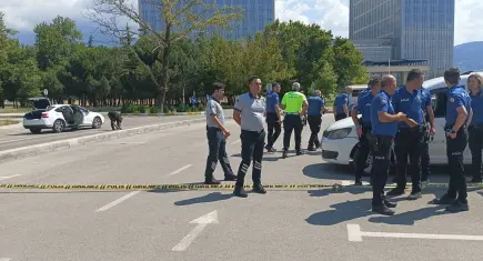 Adliye otoparkı savaş alanına döndü! Pompalı ve tabancalar çekildi: 5 gözaltı