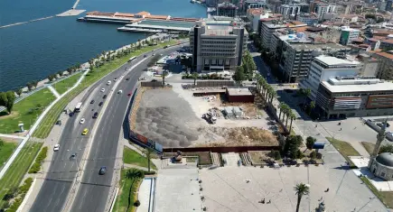 Bilal Saygılı'dan Tugay’a hizmet binası tepkisi: İzmir 4 yıldır bekliyor