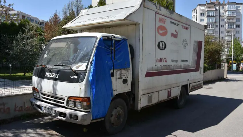 İzmir haber: Kamyonetinde öldürülen Mehmet Akgül cinayetinde savcı mütalaasını açıkladı haberinin görseli