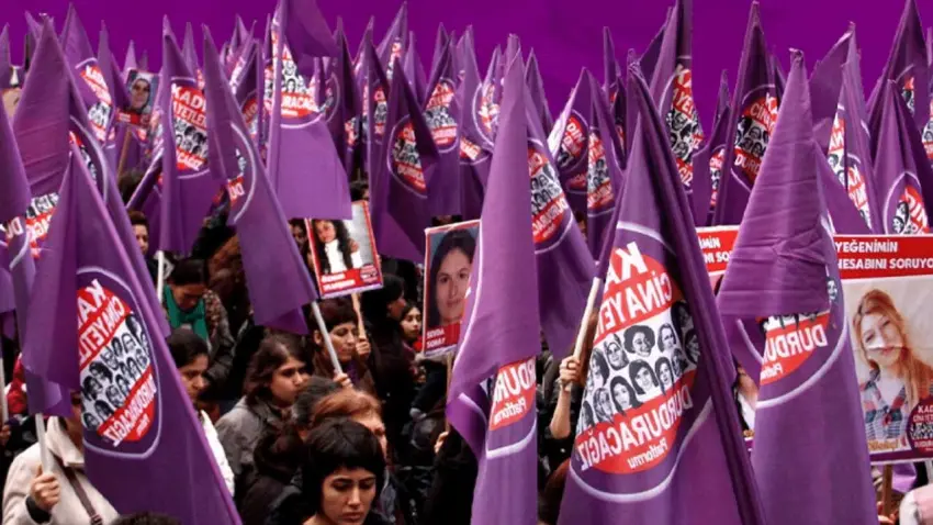 Kadın örgütleri: Boşanmak isteyen, şikayet eden kadınlar korunmuyor haberinin görseli