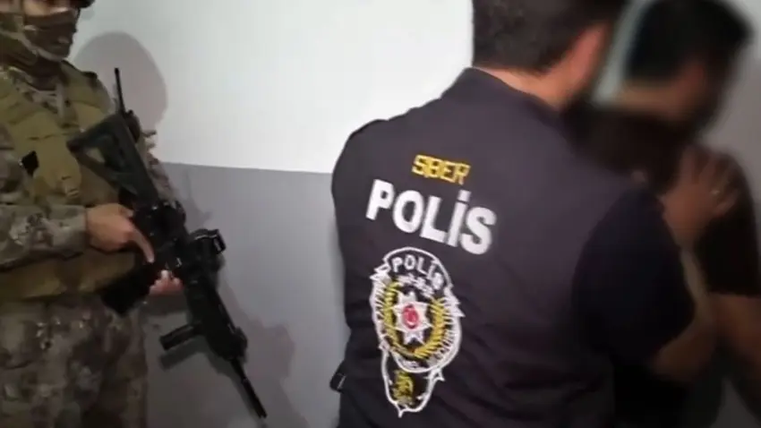 polis
