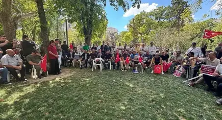 Özgür Özel'den Güvenpark'ta şehit aileleri ve gazilere destek ziyareti