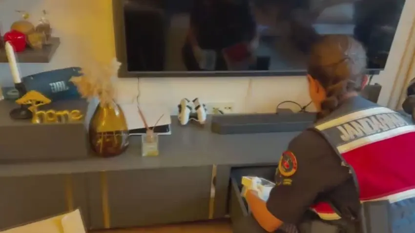 Yasa dışı bahis ve kara para devine dev operasyon: Holding ve 25 şirketine kayyum atandı! haberinin görseli