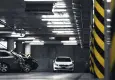 Apartman otoparkını duba ve zincirle kapatan yandı!