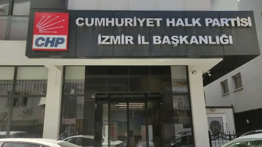 CHP İzmir’in yeni il yönetimi belli oldu haberinin görseli