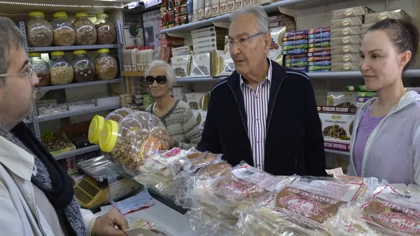 Deniz Baykal'ın eşi Olcay Baykal hayatını kaybetti haberinin görseli