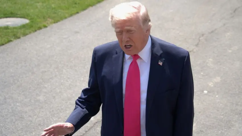 Donald Trump'tan İran'a açık tehdit haberinin görseli