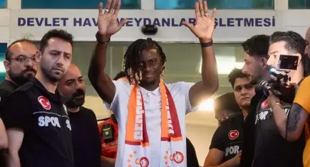 Galatasaray, Lesley Ugochukwu transferini açıkladı