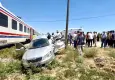 Hemzemin geçitte feci kaza: 3 yaralı
