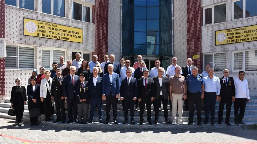 Kemalpaşa'da 15 Temmuz Demokrasi ve Milli Birlik Günü programı düzenlendi haberinin görseli