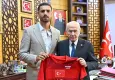 Milli futbolcu Merih Demiral, Devlet Bahçeli'yi ziyaret etti