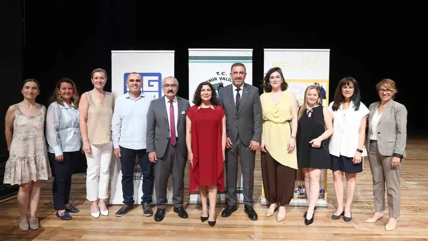 Moda Girişimciliği Akademisi ilk mezunlarını verdi haberinin görseli
