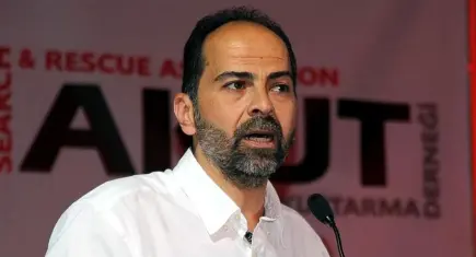 AKUT'un kurucusu Nasuh Mahruki hakkında gözaltı kararı 