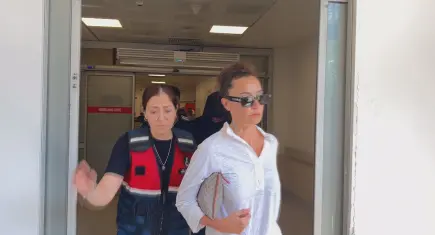 Uyuşturucu soruşturması kapsamında gözaltına alınan ünlüler Adli Tıp'a getirildi