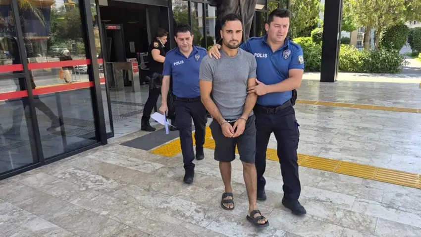 Alanya'da cinsel saldırı ve gasp iddiası: Şüpheli tutuklandı haberinin görseli