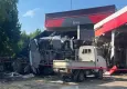 Benzinlikte can pazarı! Akaryakıt istasyonuna giren TIR can aldı