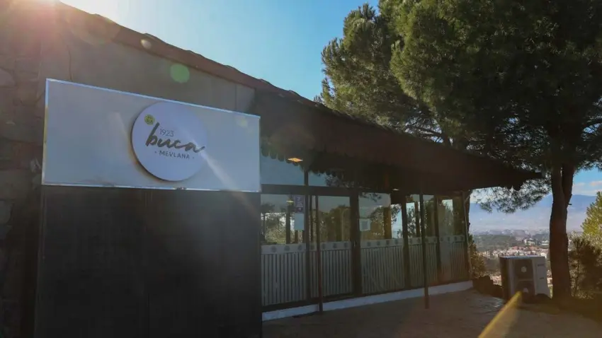 Buca1923 Mevlana Kafe’de doğayla iç içe keyifli mola haberinin görseli