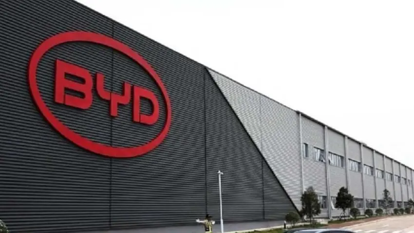 BYD yatırımı askıya aldı, bakanlık düğmeye bastı: Vergiler faiziyle geri alınacak haberinin görseli